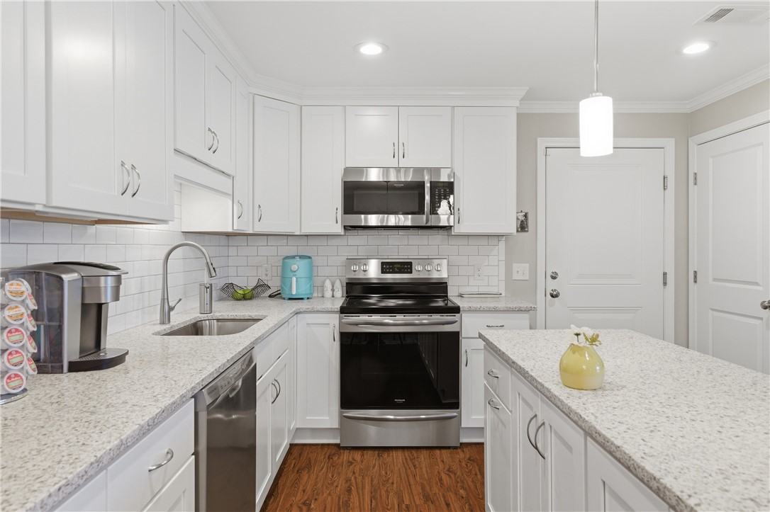 20 Saw Mill Drive 301