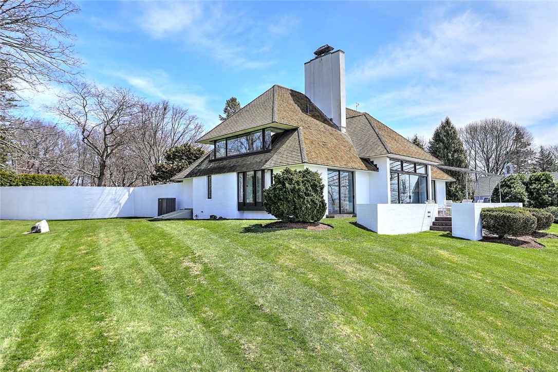 119 ADAMS POINT Road