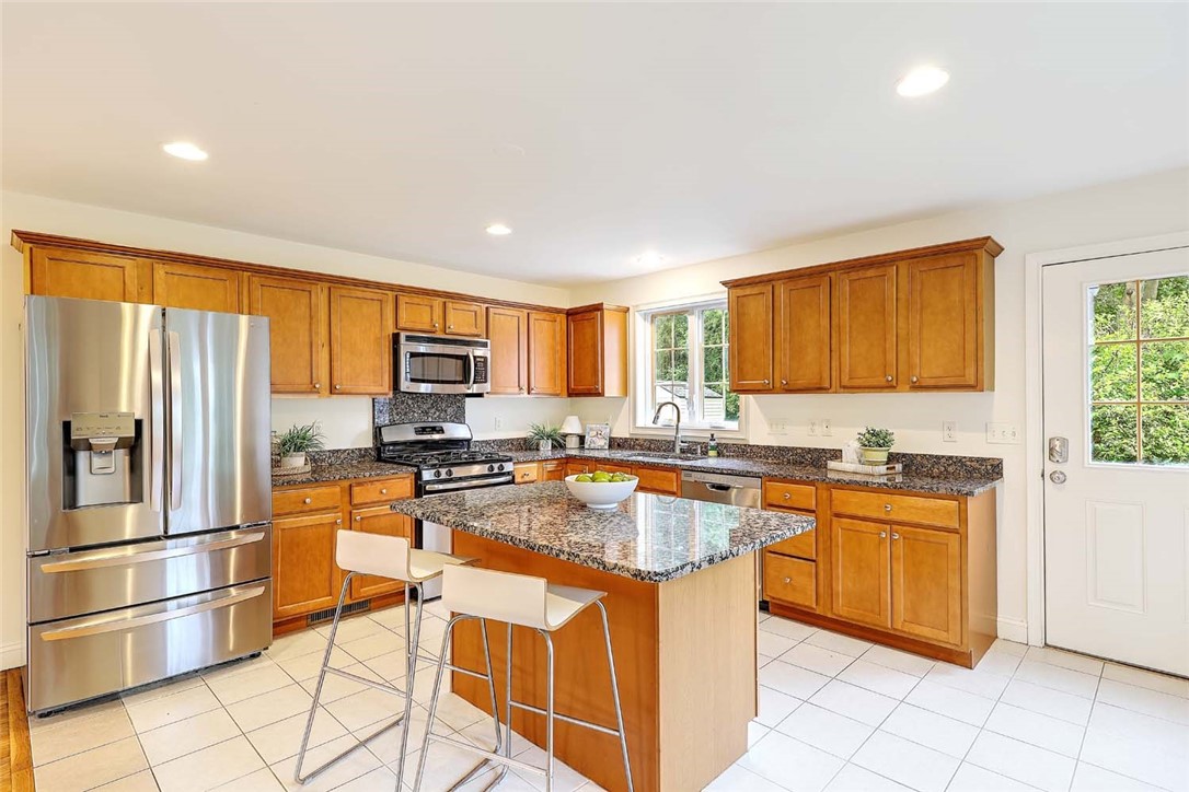 273 Maple Avenue