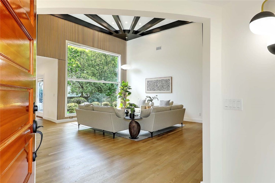 33 Intervale Road