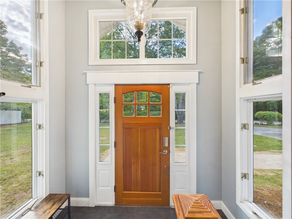 11 Winsor Park Way