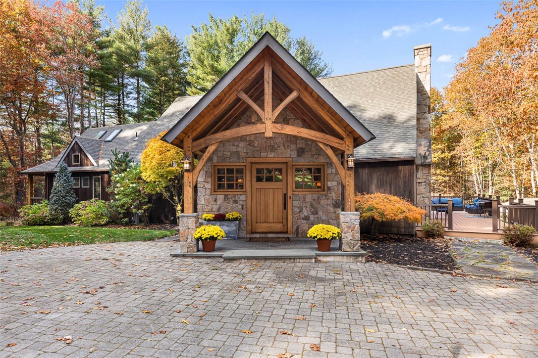 7 Trout Brook Lane