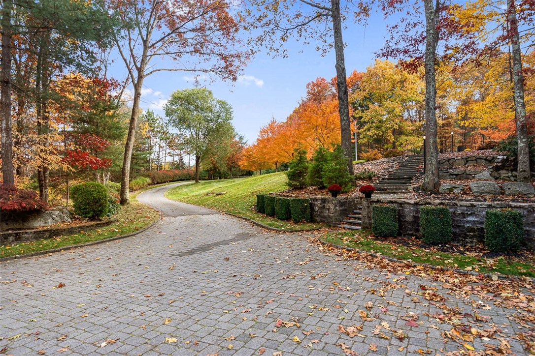 7 Trout Brook Lane