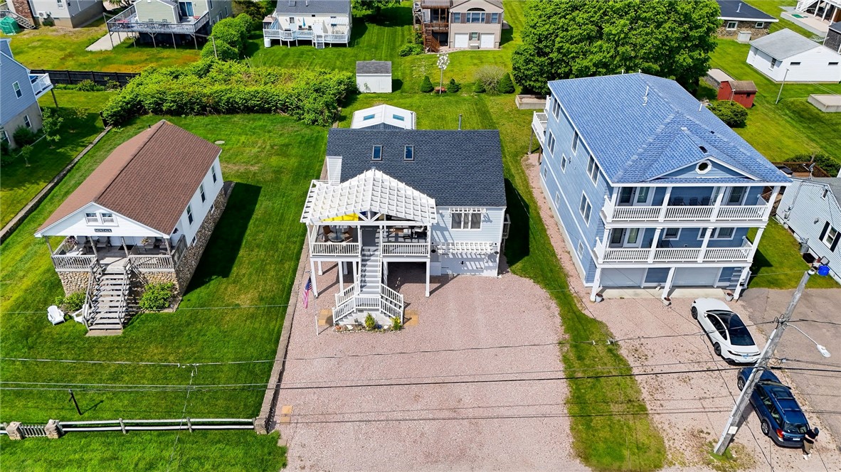 12 Montauk Avenue