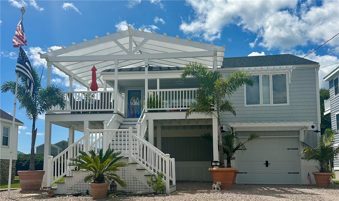 12 Montauk Avenue