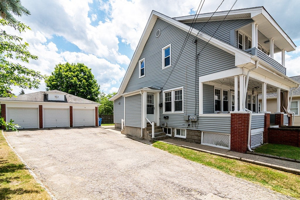 255 Farmington Avenue 0