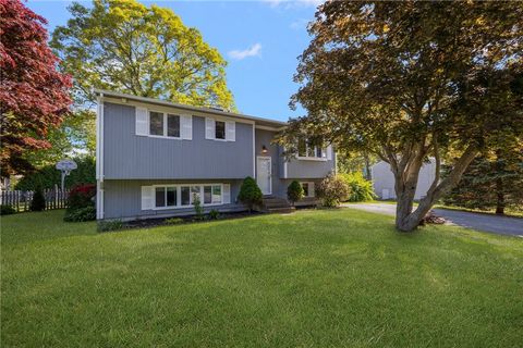 80 Old Pine Road Narragansett RI 02882