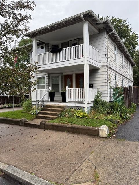 16 Brewster Street 18 Pawtucket RI 02860