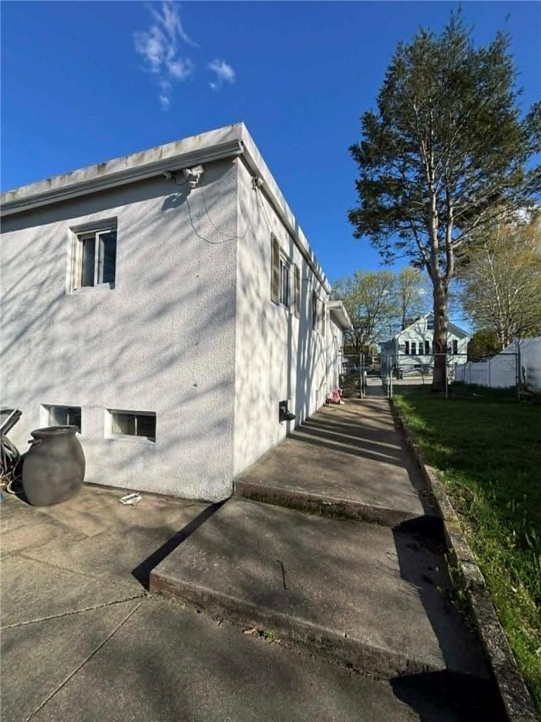 65 Hillcrest Avenue