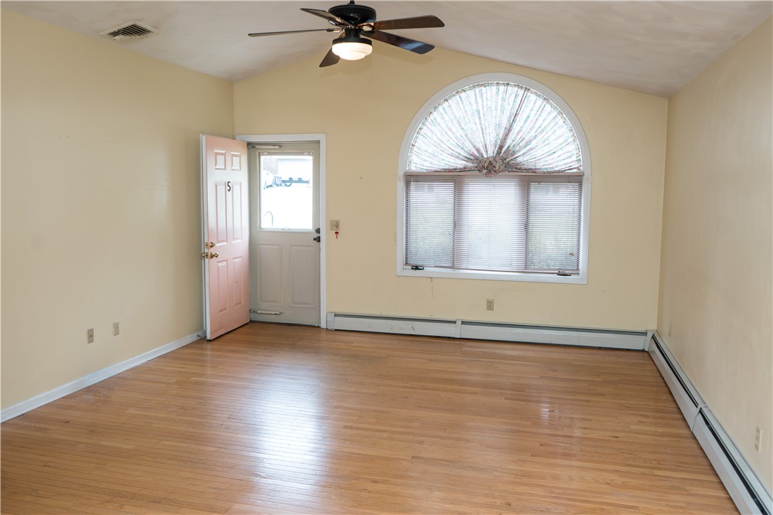 5 Barnes Avenue