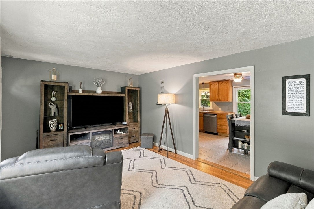 17 Pleasant View Circle