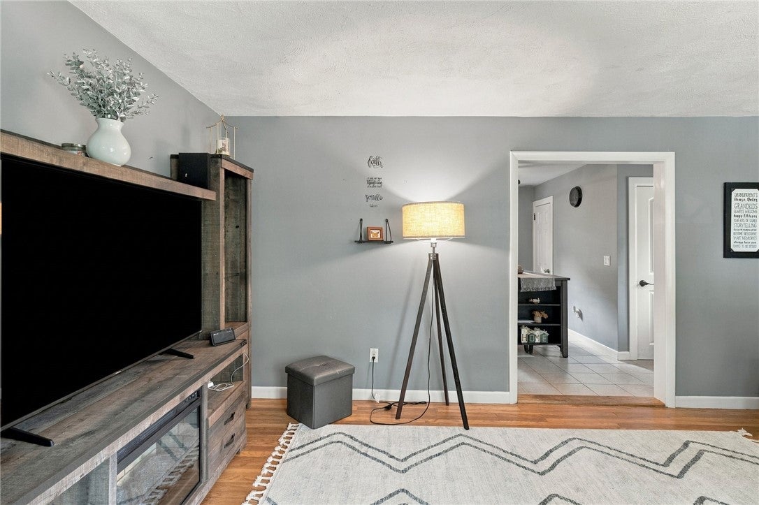 17 Pleasant View Circle