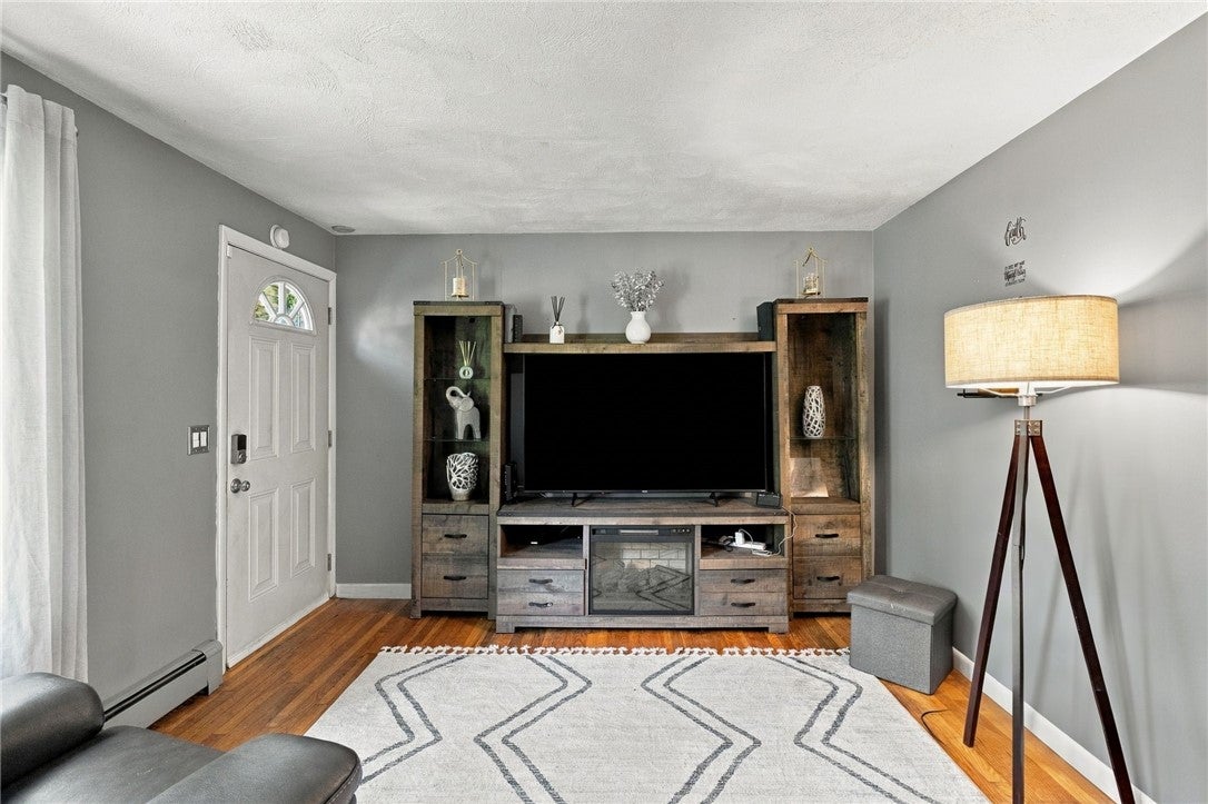 17 Pleasant View Circle