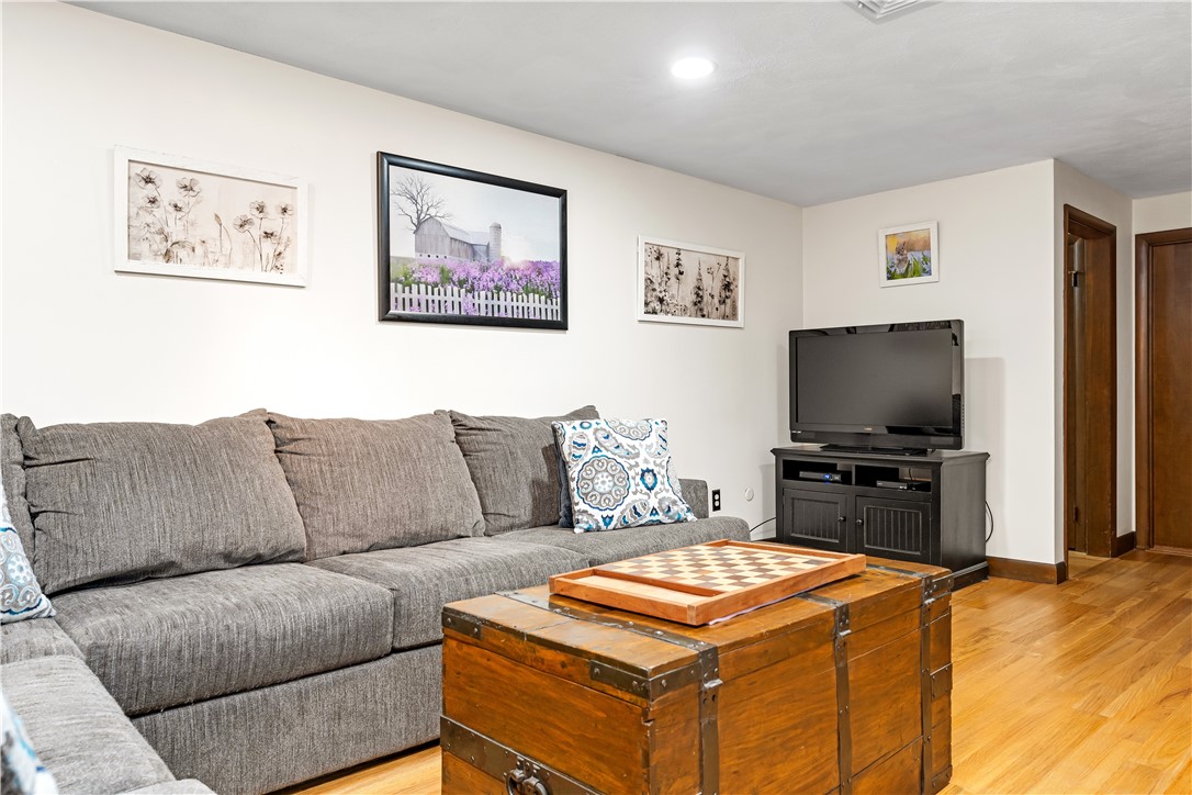 420 Robin Hollow Road