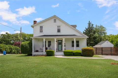 Single Family Residence in Cranston RI 101 Turner Avenue.jpg