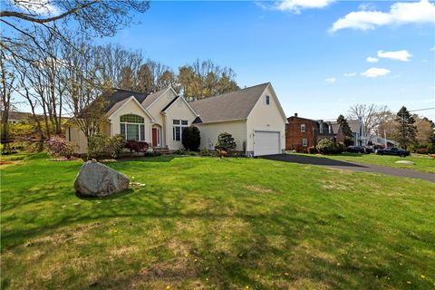 32 Trolley Lane Westerly RI 02891