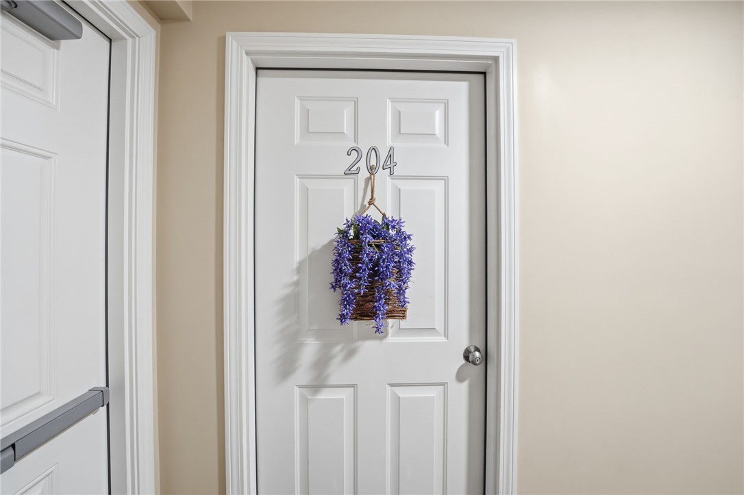 40 Saw Mill Drive 204