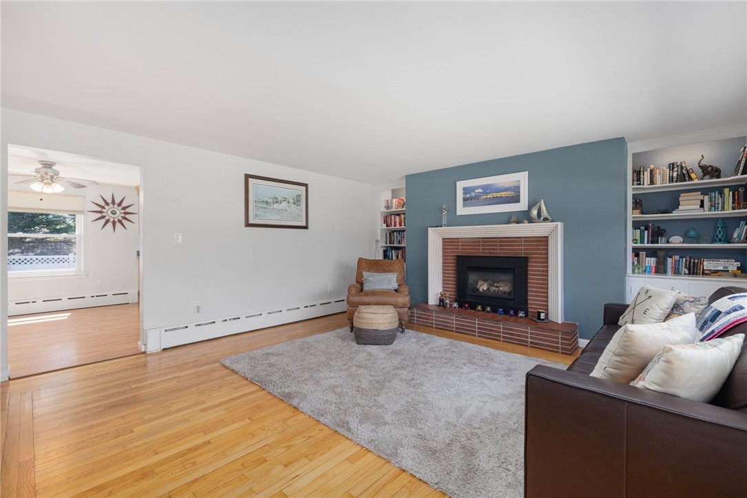 289 Oliphant Lane