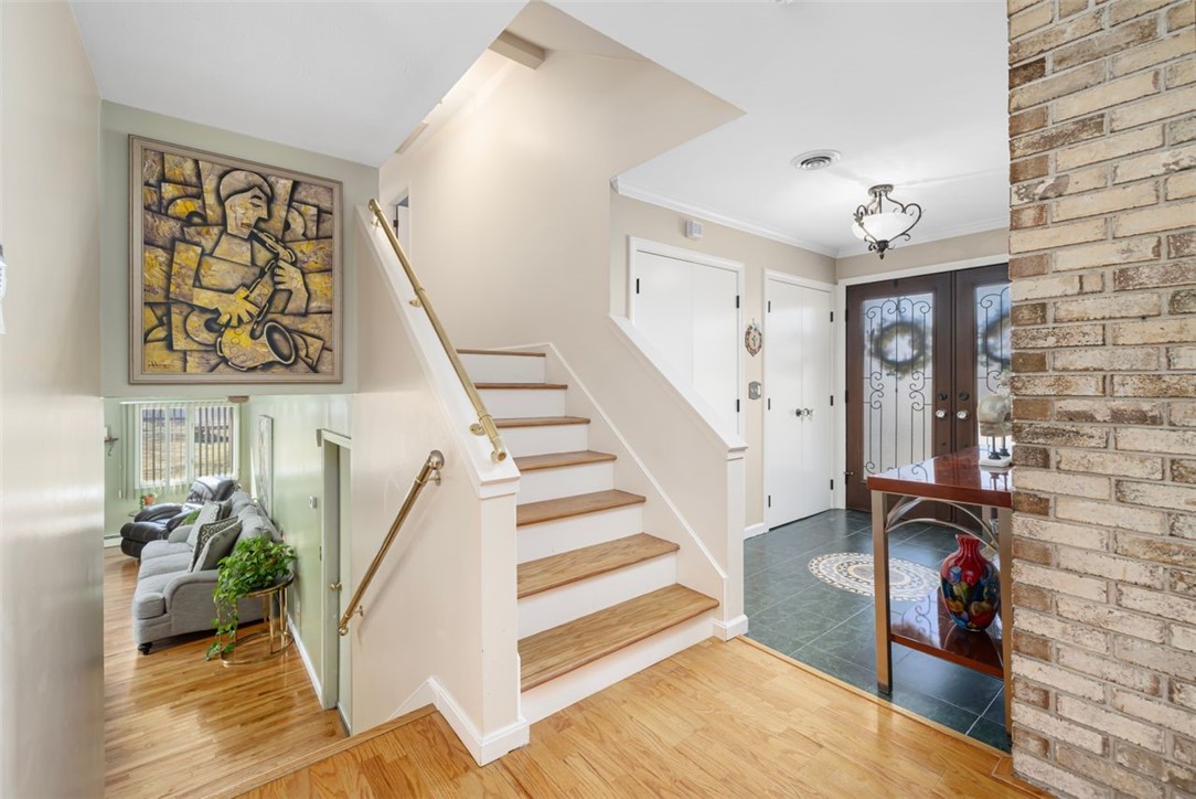 46 Forest View Drive