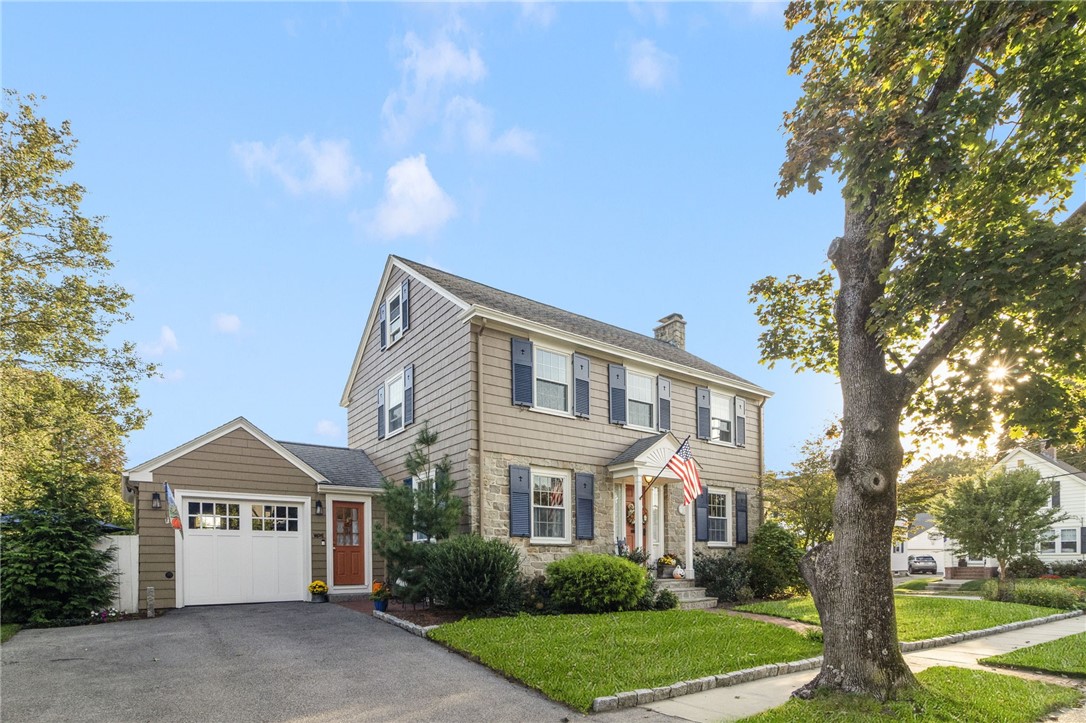 292 Country Club Drive