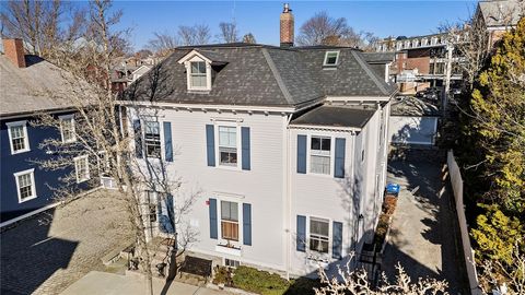 32 School Street 2 Newport RI 02840