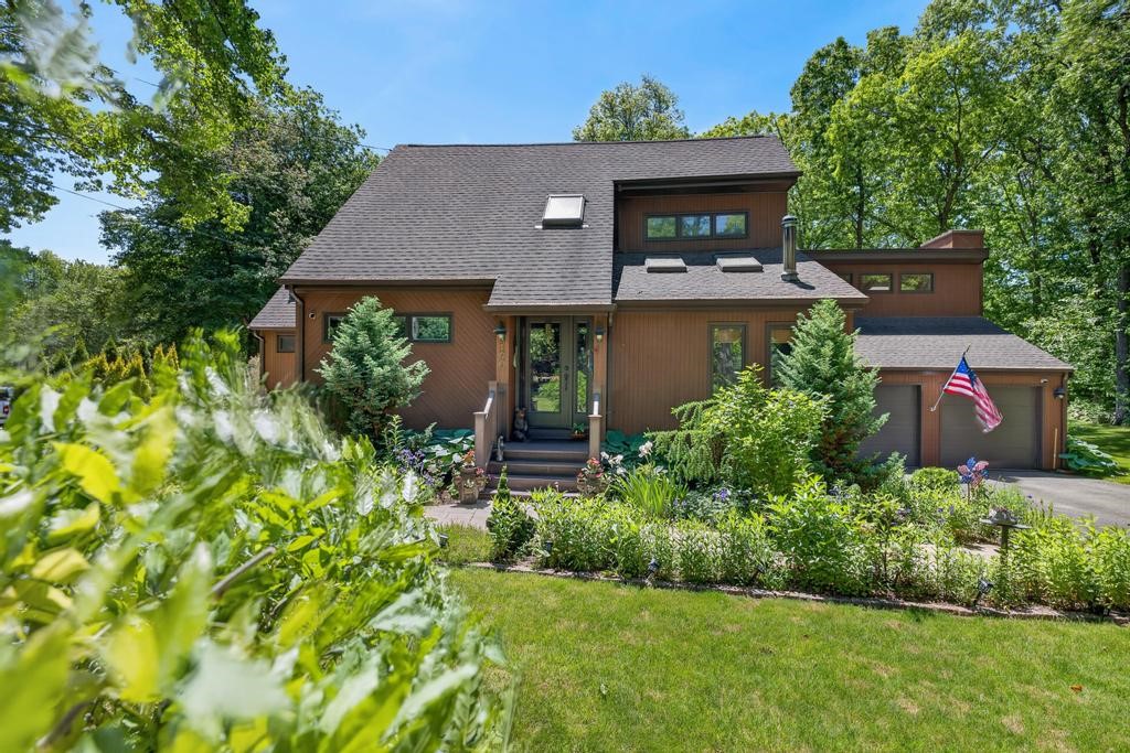 190 Stoney Hollow Road
