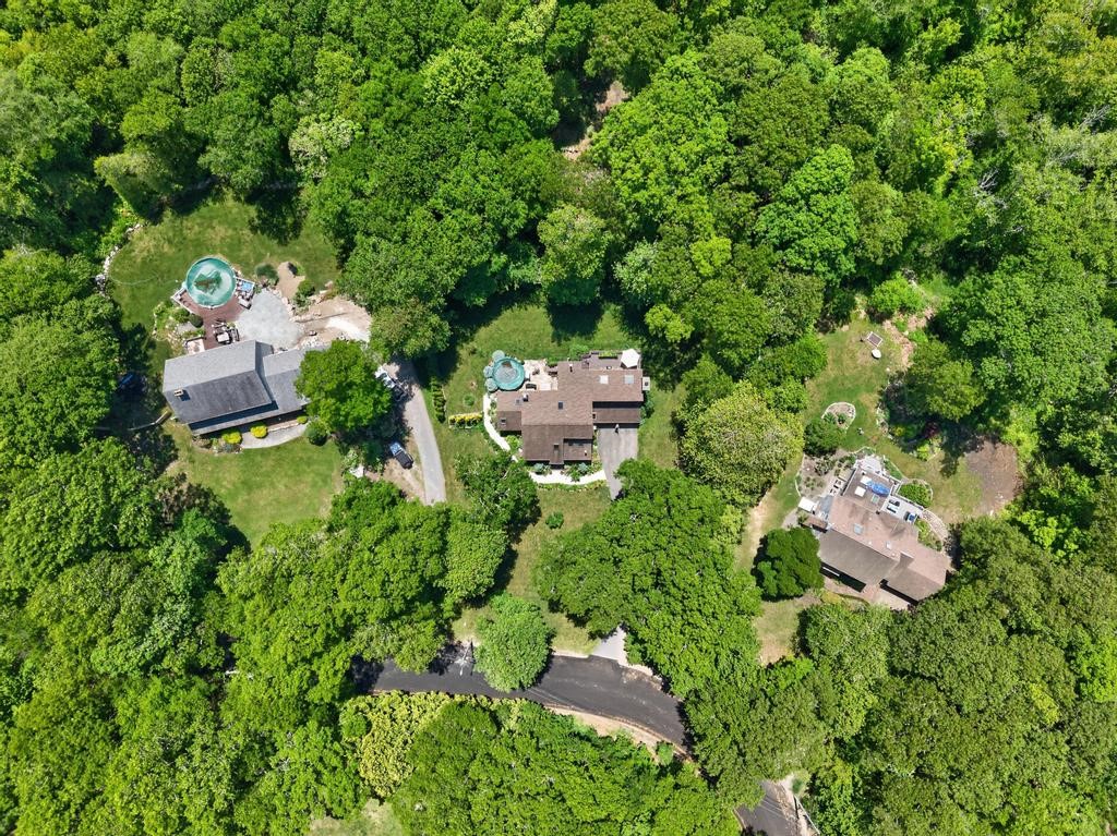 190 Stoney Hollow Road