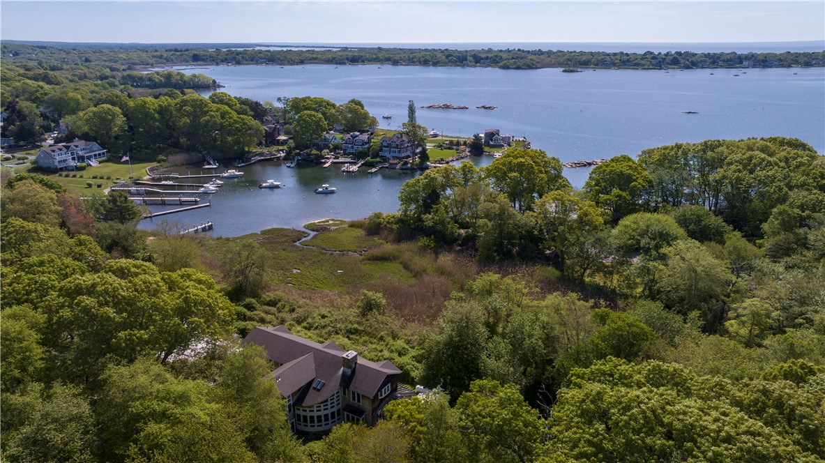 137 Cove Point East Road