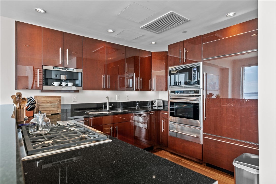 1 Tower Drive 1503