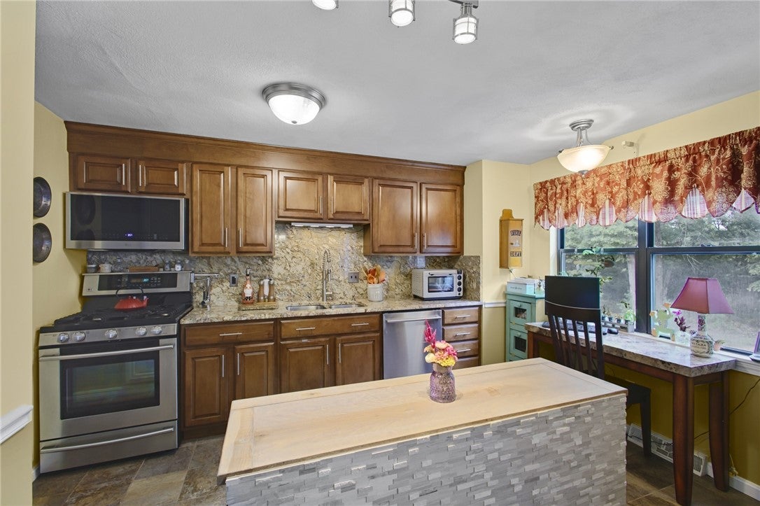 2304 Pinewood Drive