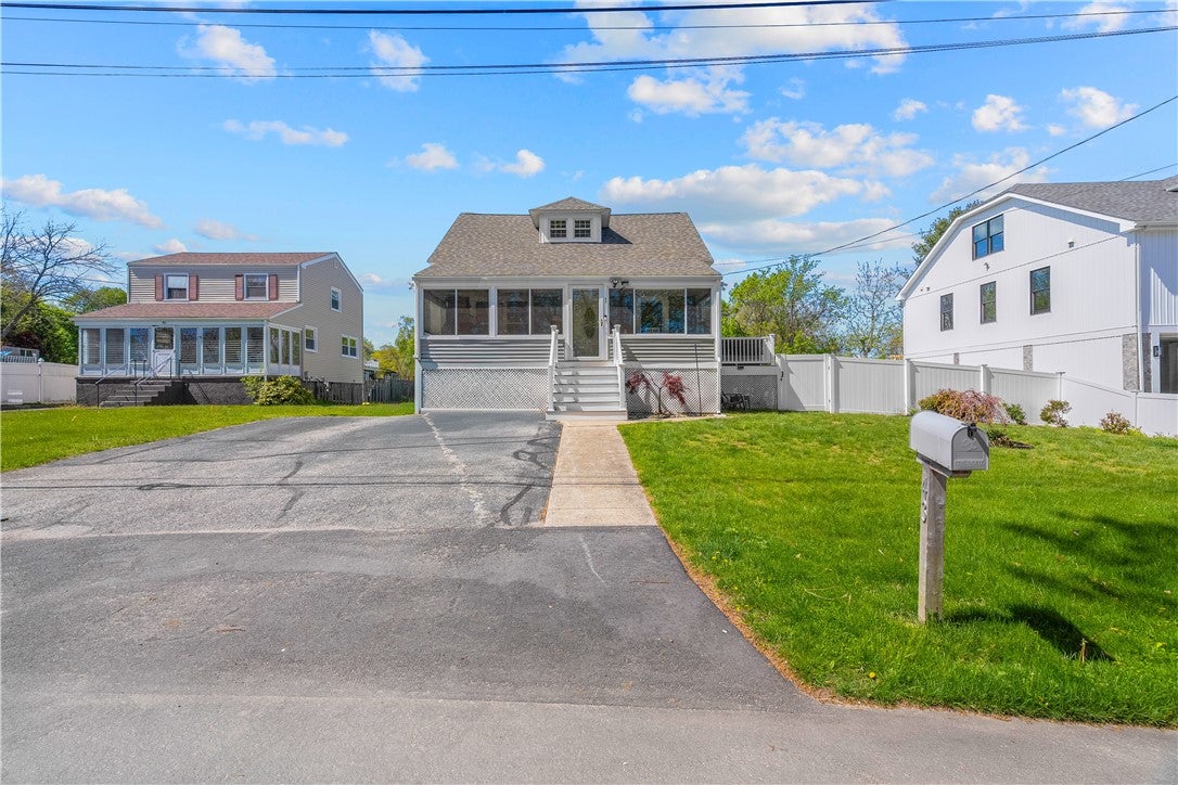 43 Samuel Gorton Avenue