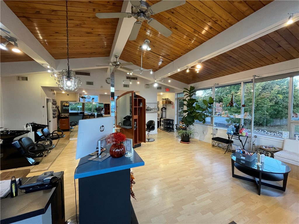 982 Willett Avenue