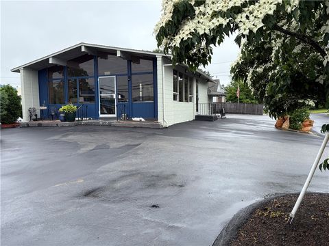 982 Willett Avenue East Providence RI 02915