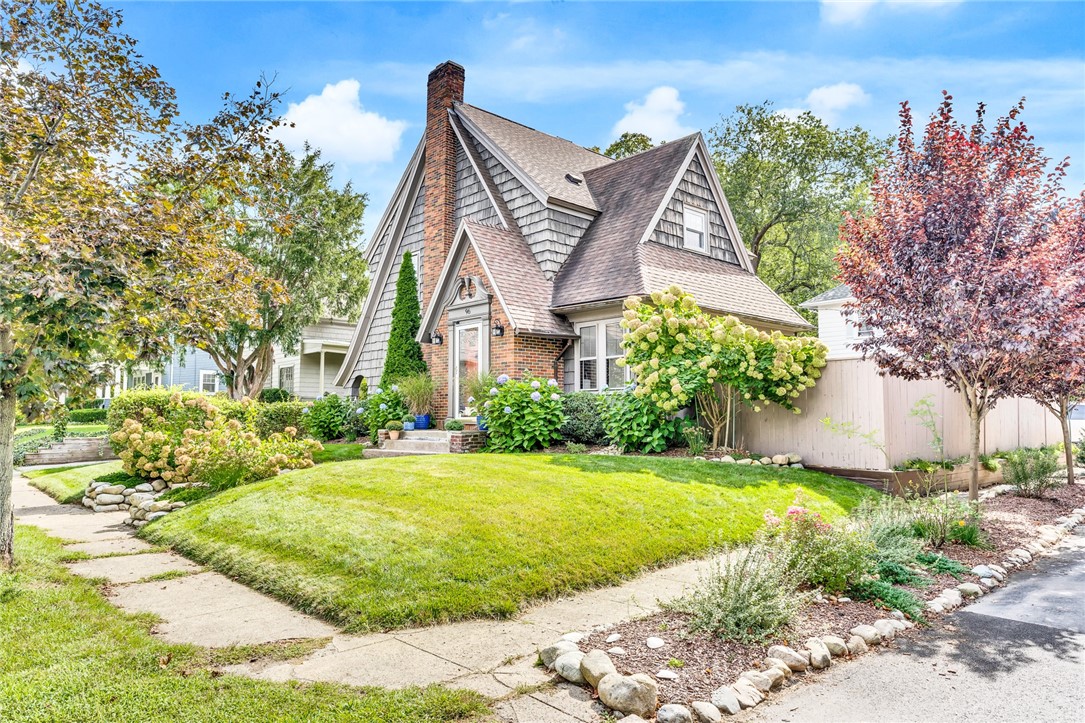 96 Bluff Avenue