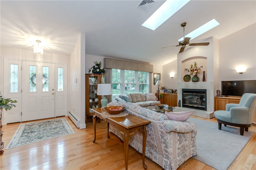 27 Forestwood Drive