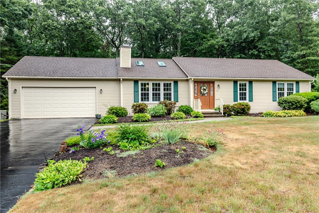 27 Forestwood Drive