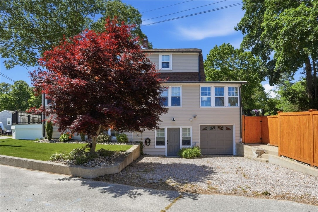 1 Staples Avenue