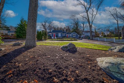 170 Cowesett Avenue Warwick RI 02886