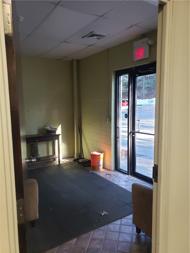 37 Lark Industrial Parkway M