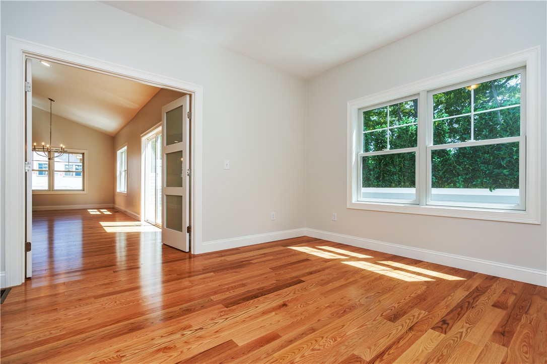 Coventry, Rhode Island 02816, United States, 2 Bedrooms Bedrooms, ,2 BathroomsBathrooms,Residential,Active,183229