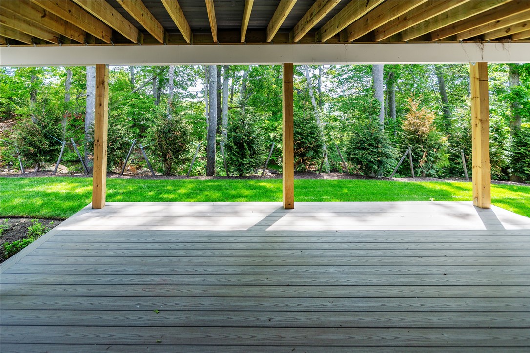 Coventry, Rhode Island 02816, United States, 2 Bedrooms Bedrooms, ,2 BathroomsBathrooms,Residential,Active,183229