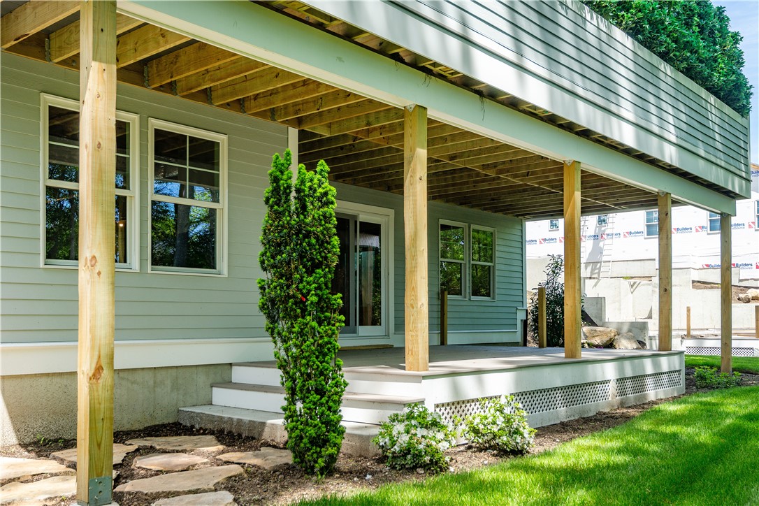 Coventry, Rhode Island 02816, United States, 2 Bedrooms Bedrooms, ,2 BathroomsBathrooms,Residential,Active,183229