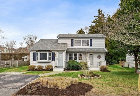 26 King Philip Road Narragansett RI 02882