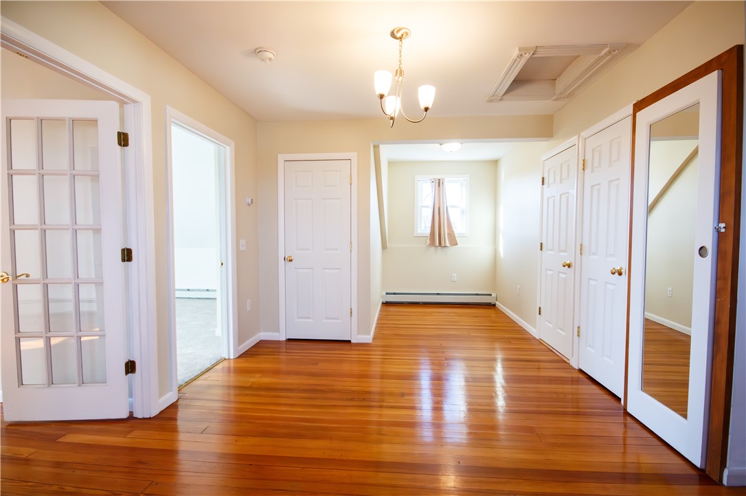 40 E Barrows Street 3