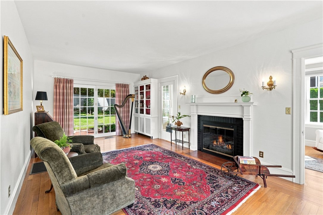 7 Elton Road