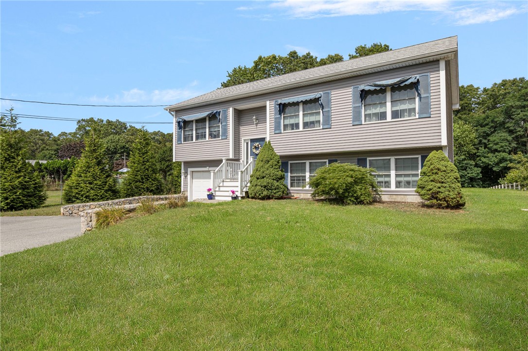1415 Main Street
