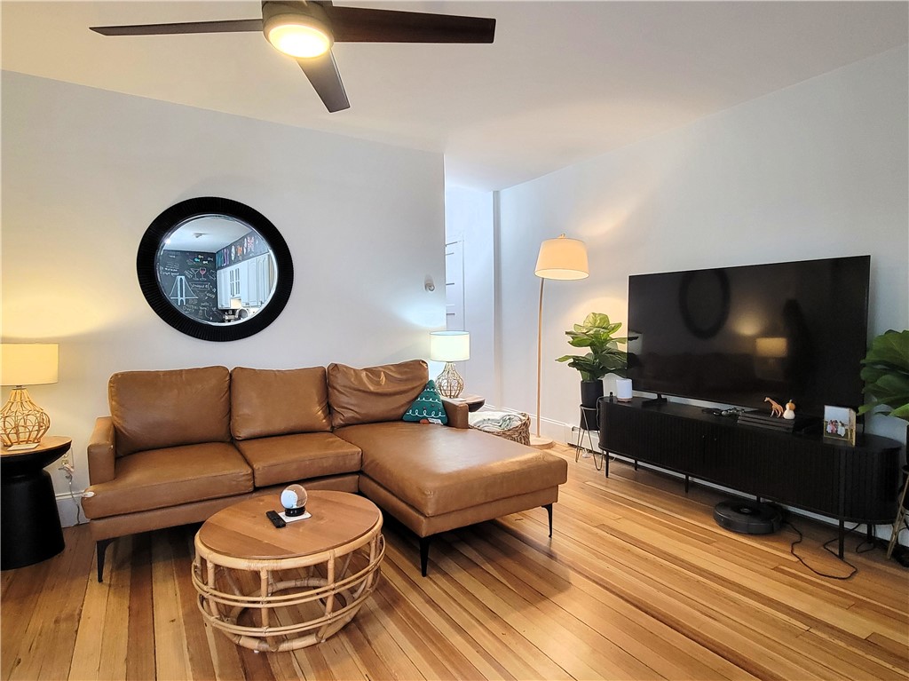 102 Broadway 1C