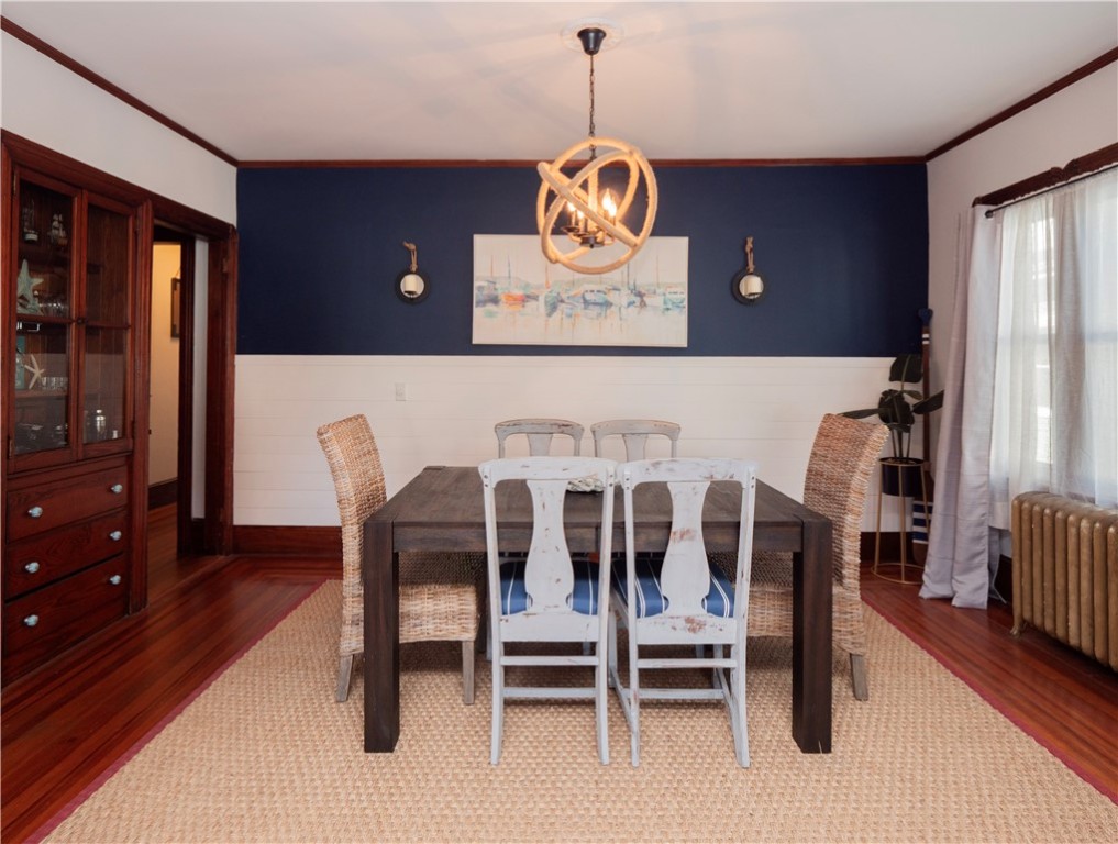 2 Newport Avenue B2 4