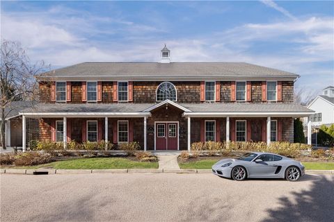 14 Clinton Avenue Jamestown RI 02835