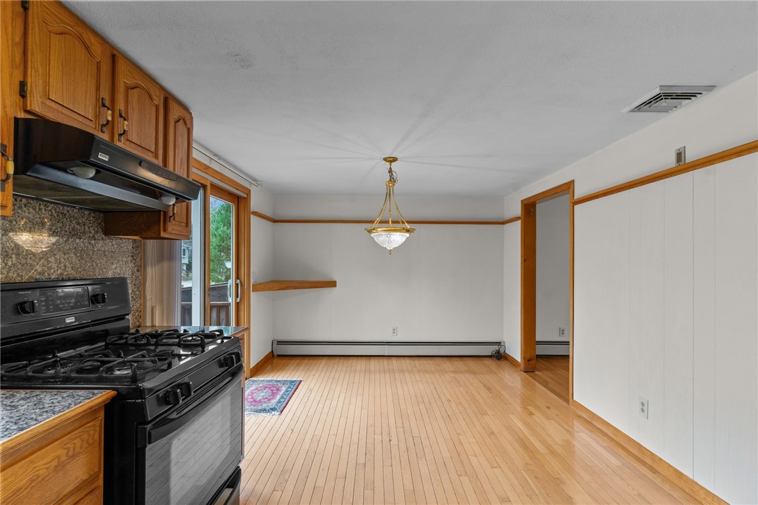 1544 Victory Highway